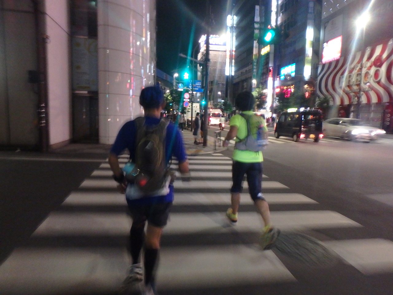 深夜発 100km 都内の人気スポットを駆け巡る 東京ウルトラマラソン は満足度が高かった トレーニング スポーツ Melos