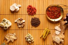 筋肉痛には“芍薬甘草湯”、関節痛には“疎経活血湯”。専門家に聞いた「スポーツと漢方」