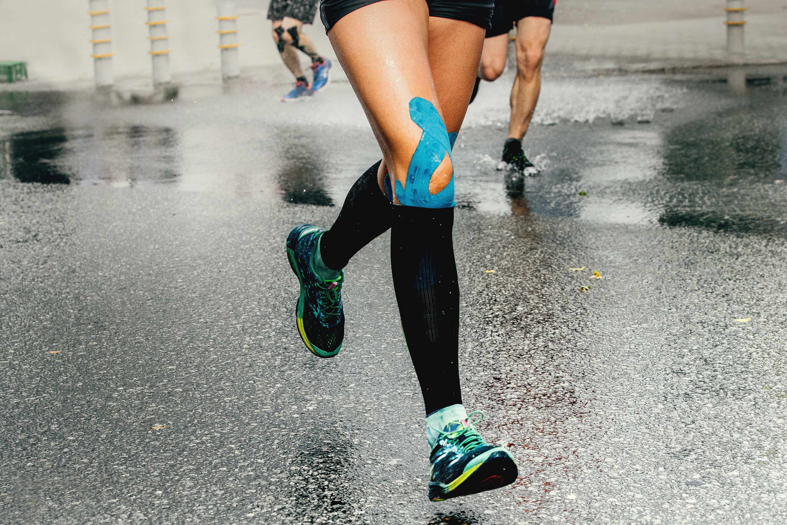 ランニング中のケガ防止に マラソンのためのテーピングの巻き方を専門家に聞いてみた 健康 トレーニング スポーツ Melos