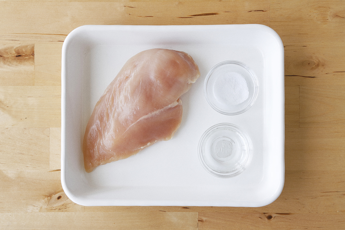 筋トレ民向け「鳥むね肉」の食べ方。柔らかくする方法は？タンパク質の吸収率を高めるには？栄養士が解説 | 健康×スポーツ『MELOS』