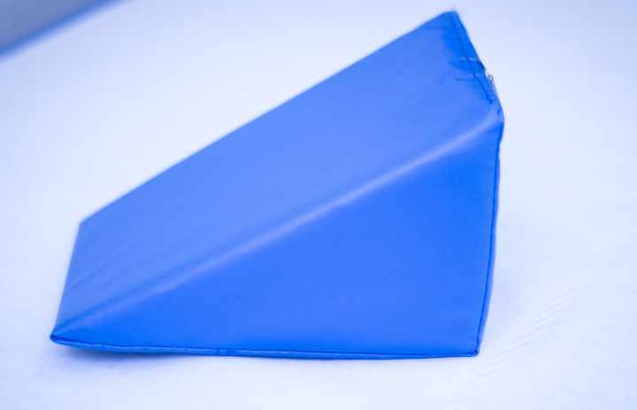 筋肉を効果的に伸ばす トレーナーおすすめのストレッチグッズと使い方 健康 スポーツ Melos