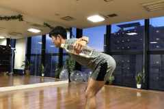 ローイングで背中の筋肉を鍛える！ #トレーナー内田の自宅トレーニング