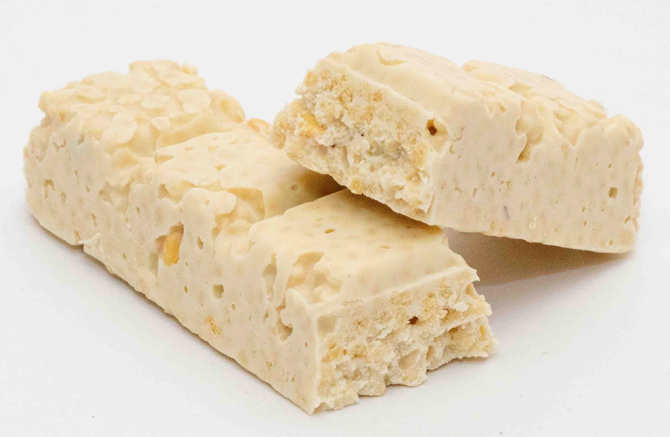 アサヒグループ食品　1本満足バー プロテインヨーグルトの中身