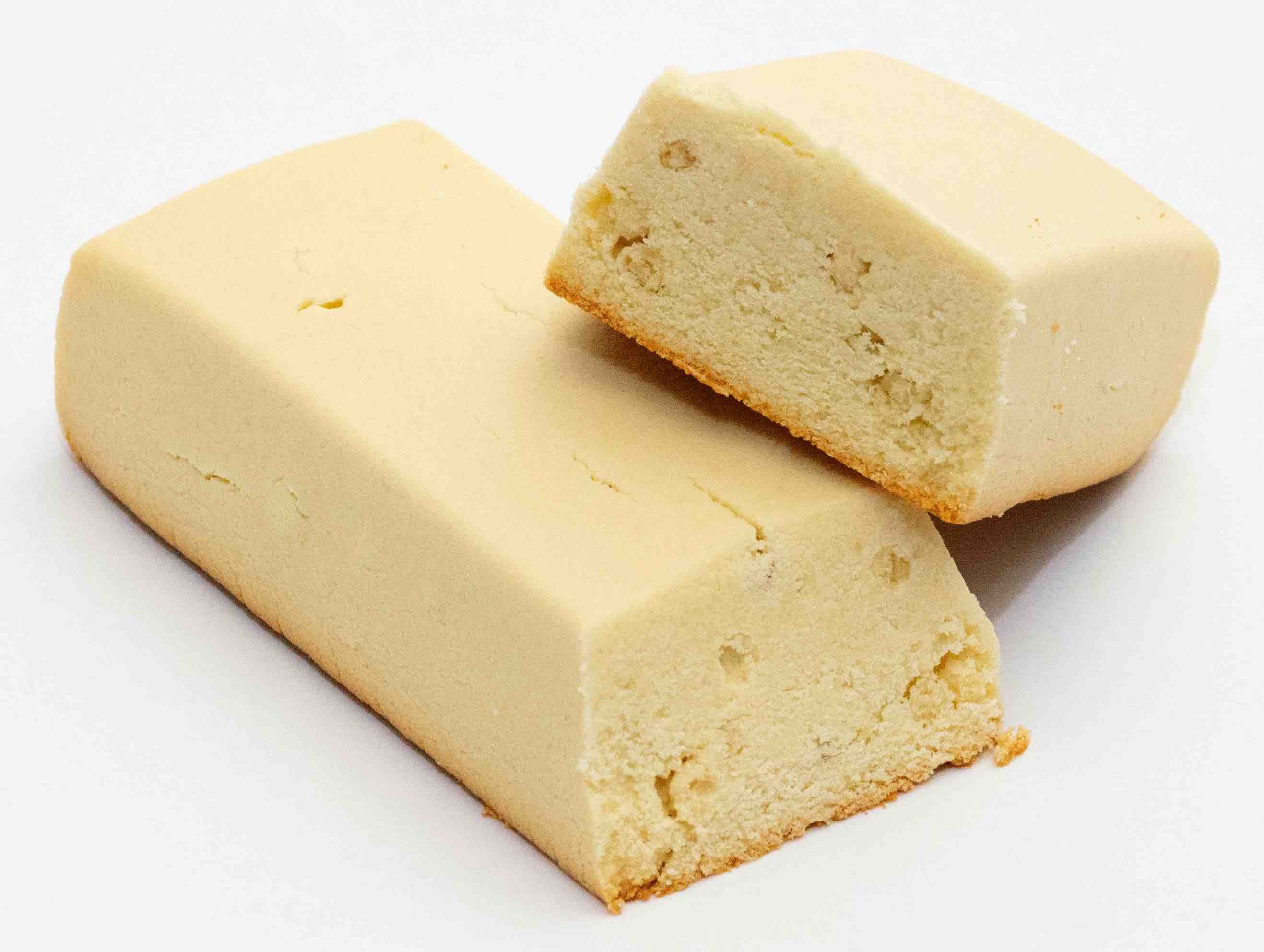 アサヒグループ食品　1本満足バー プロテイン・ラン　ベイクドチーズの中身