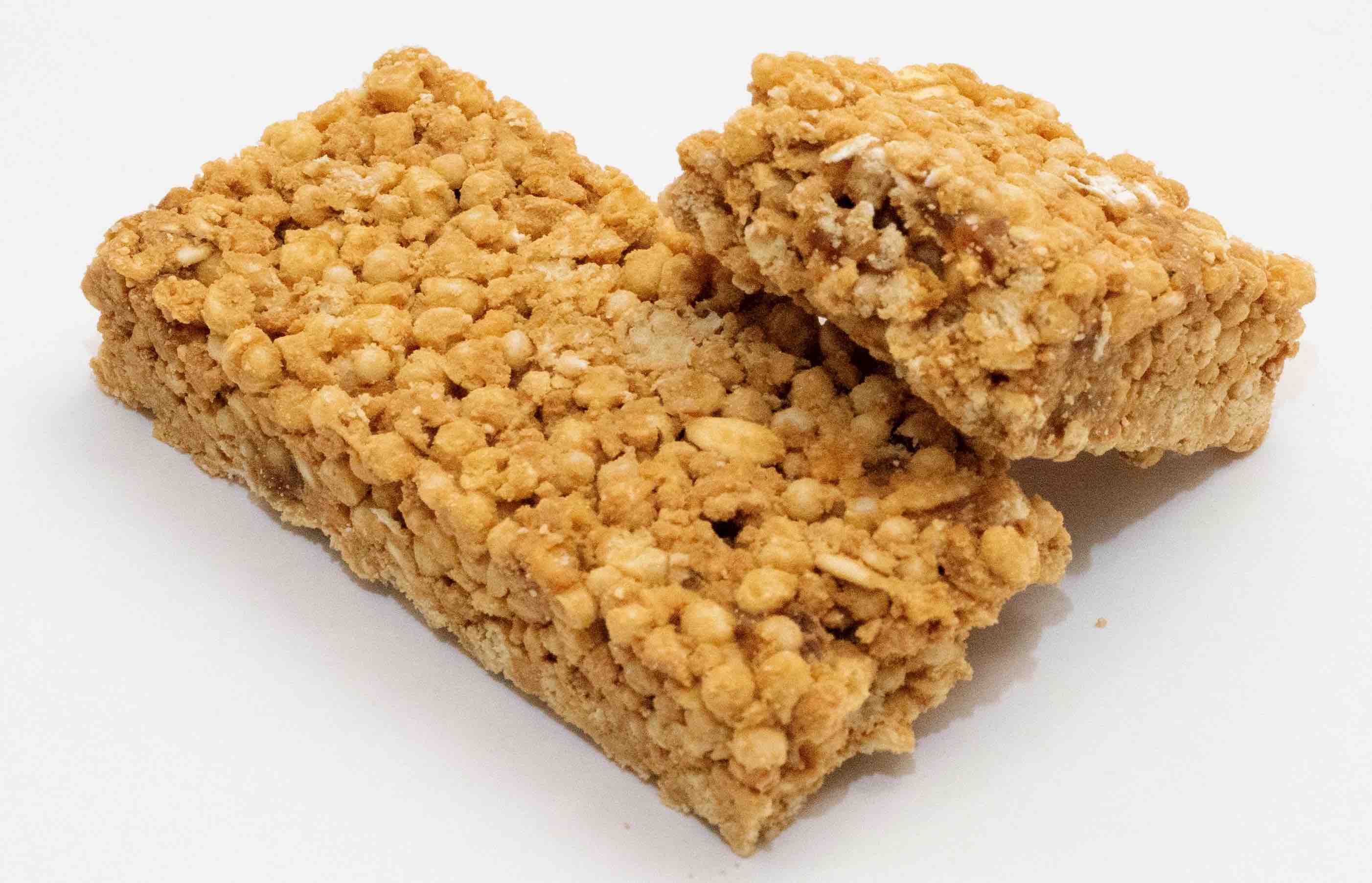 森永製菓　inバープロテイン　グラノーラココア味の中身