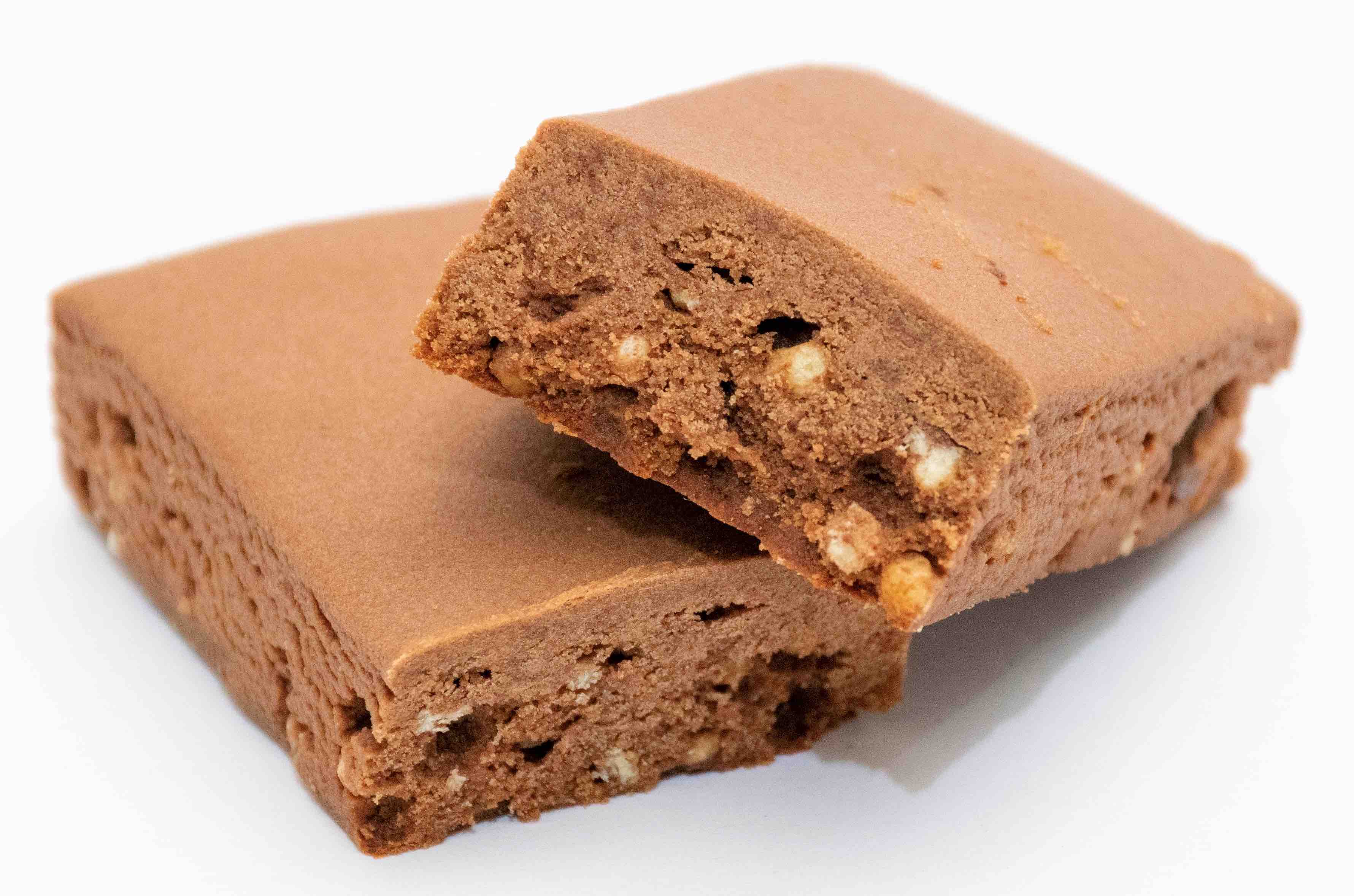 ブルボン　ウィングラムプロテインバーチョコレートクッキーの中身