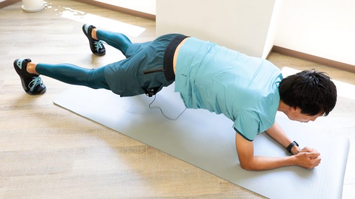 腹筋に効く高負荷プランクトレーニング 脂肪燃焼に効果的な2分間 トレーニング スポーツ Melos