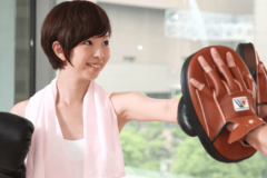 女性に人気のキックボクシング！ストレス解消・ダイエットにおすすめな東京都内のジム12選