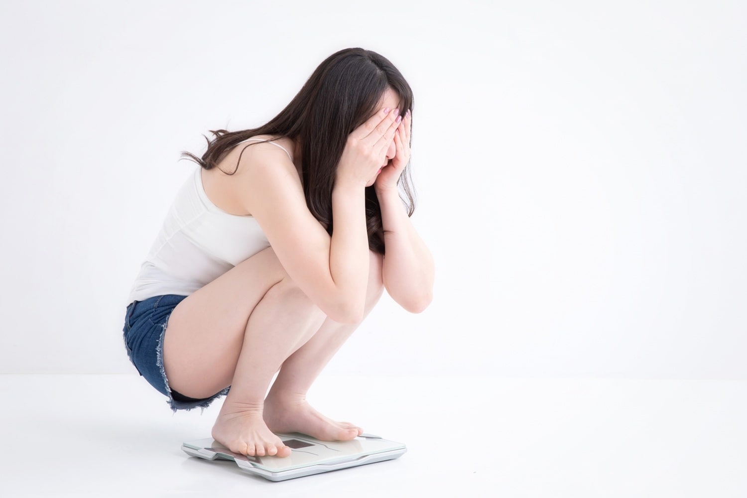 「痩せないとマジでヤバい…」何から始めればいいか分からない人のダイエット入門