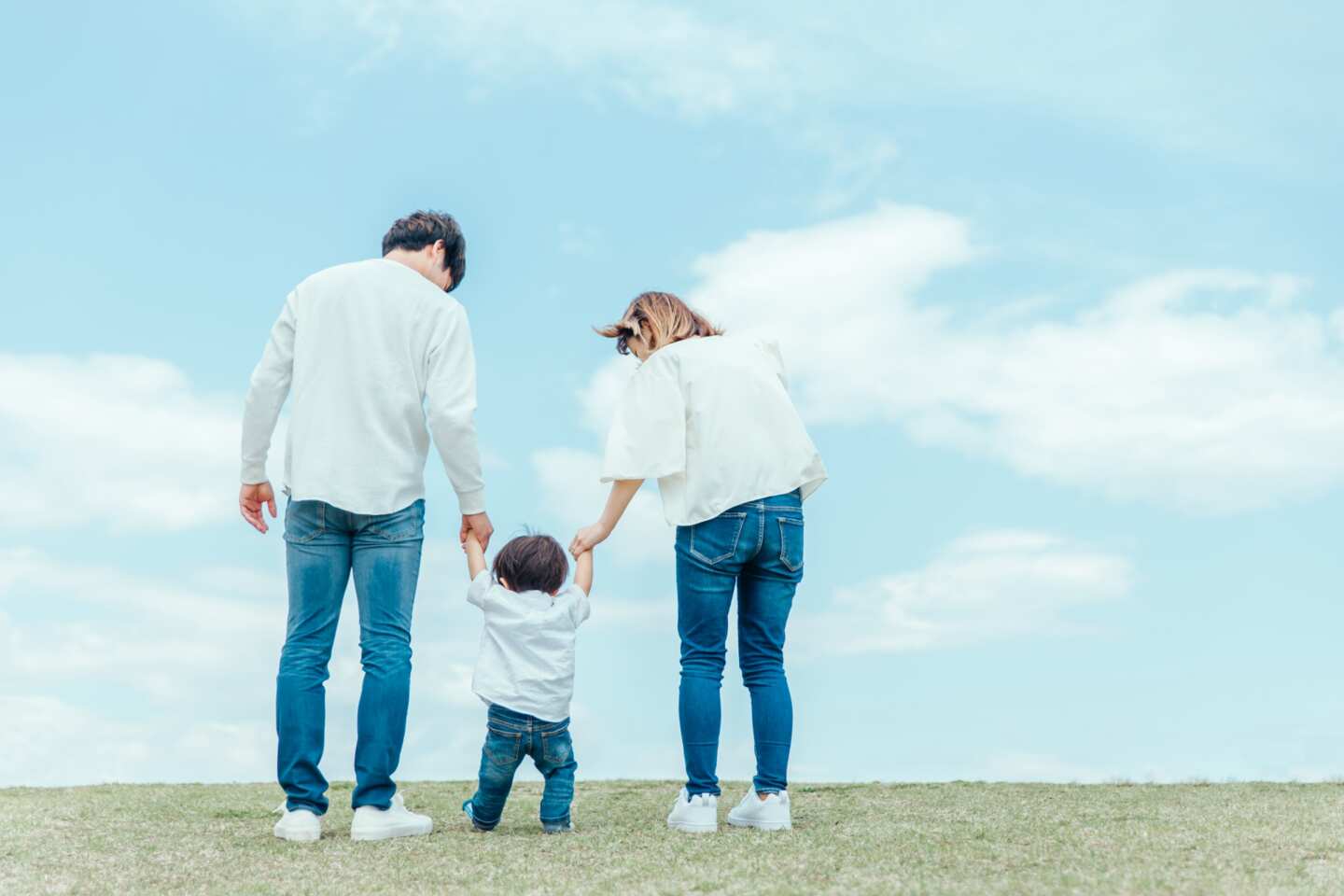 「愛情不足で育った大人」に共通する傾向とは？各専門家の意見は