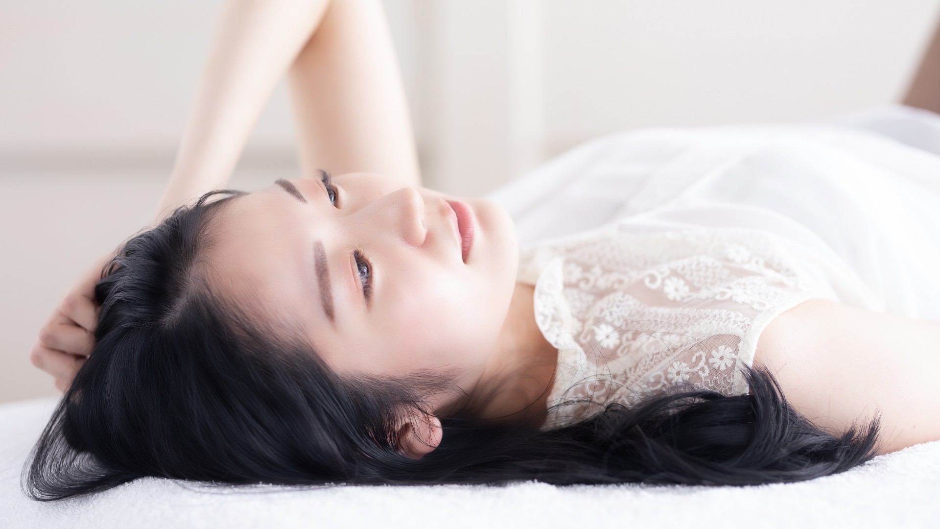 女性