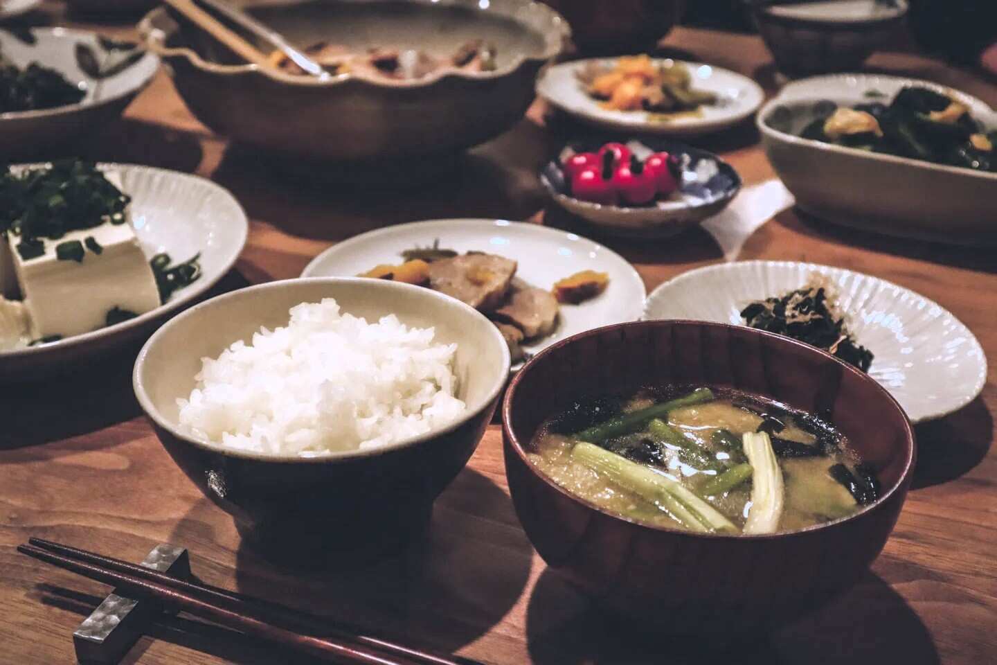 幸せホルモン「セロトニン」を増やす食事メニューは？夜は“睡眠ホルモン“も出したいんです