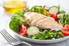幸せホルモンを増やす昼食メニューは？