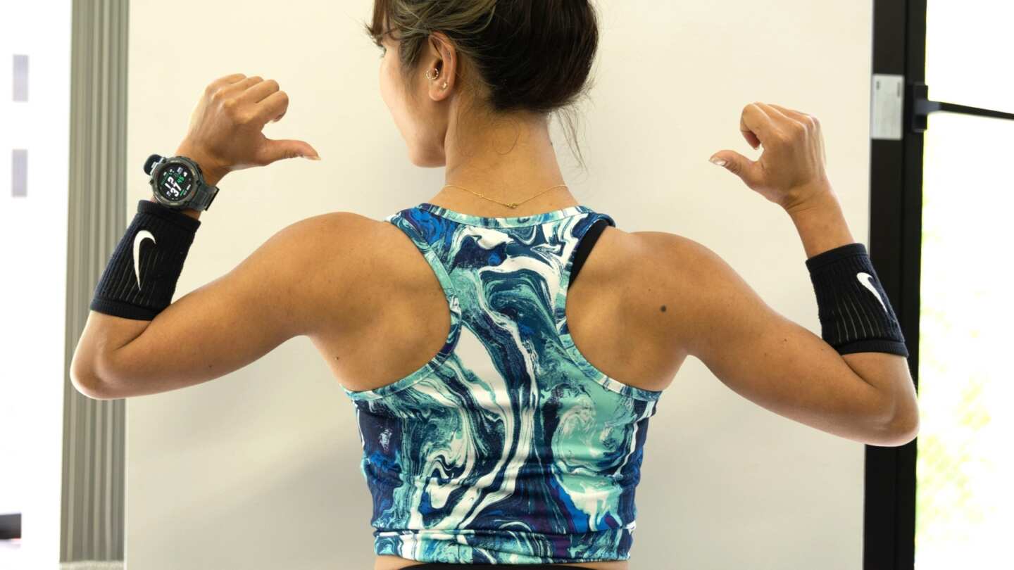 背中の肉が落ちない原因とは？『1週間で変わる』背中痩せダイエット法