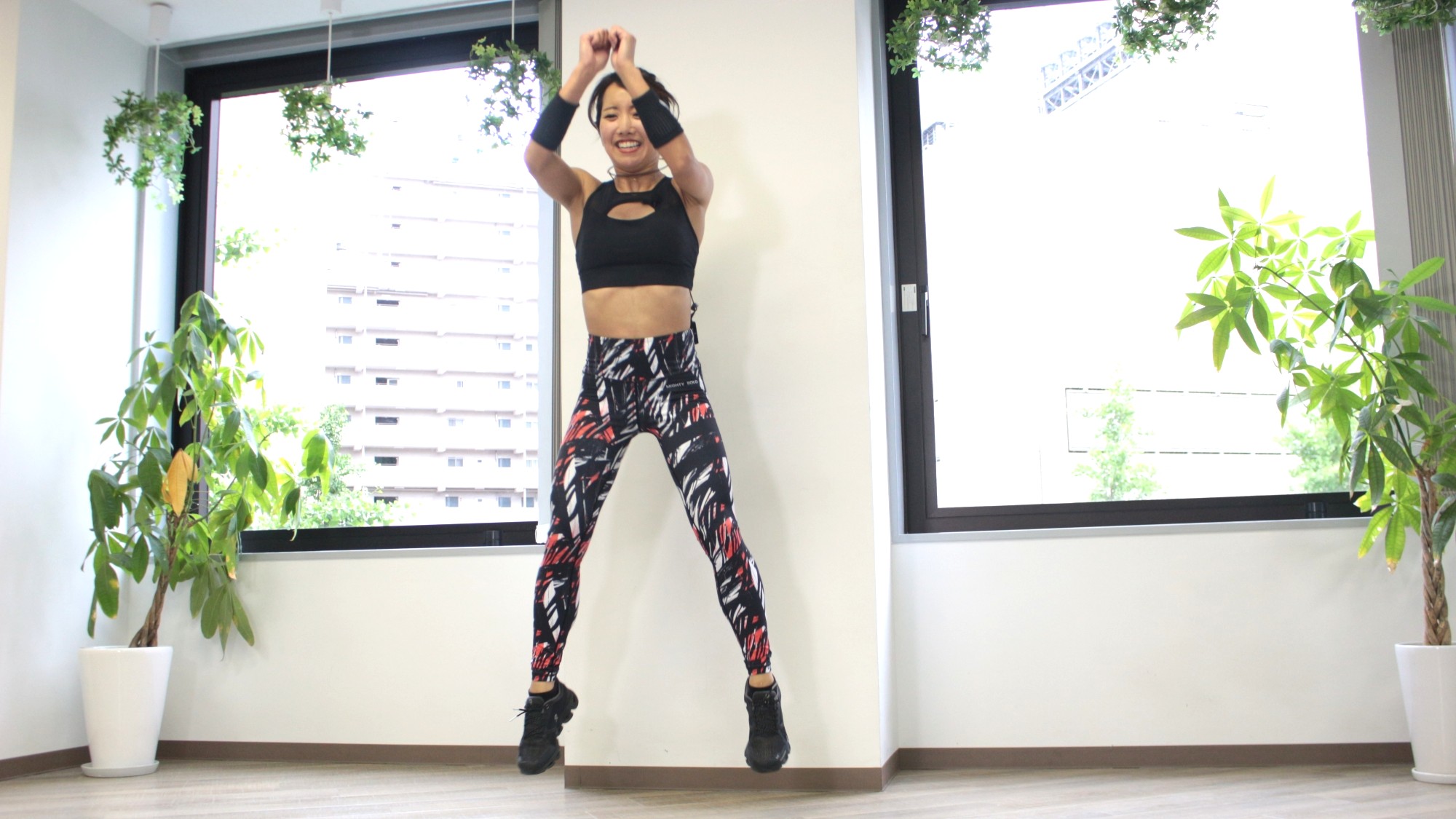 ジャンピングスクワット