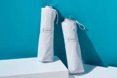 「これ、持ち歩ける日陰です」遮光・遮熱・UVカット全部入りの日傘がすごい