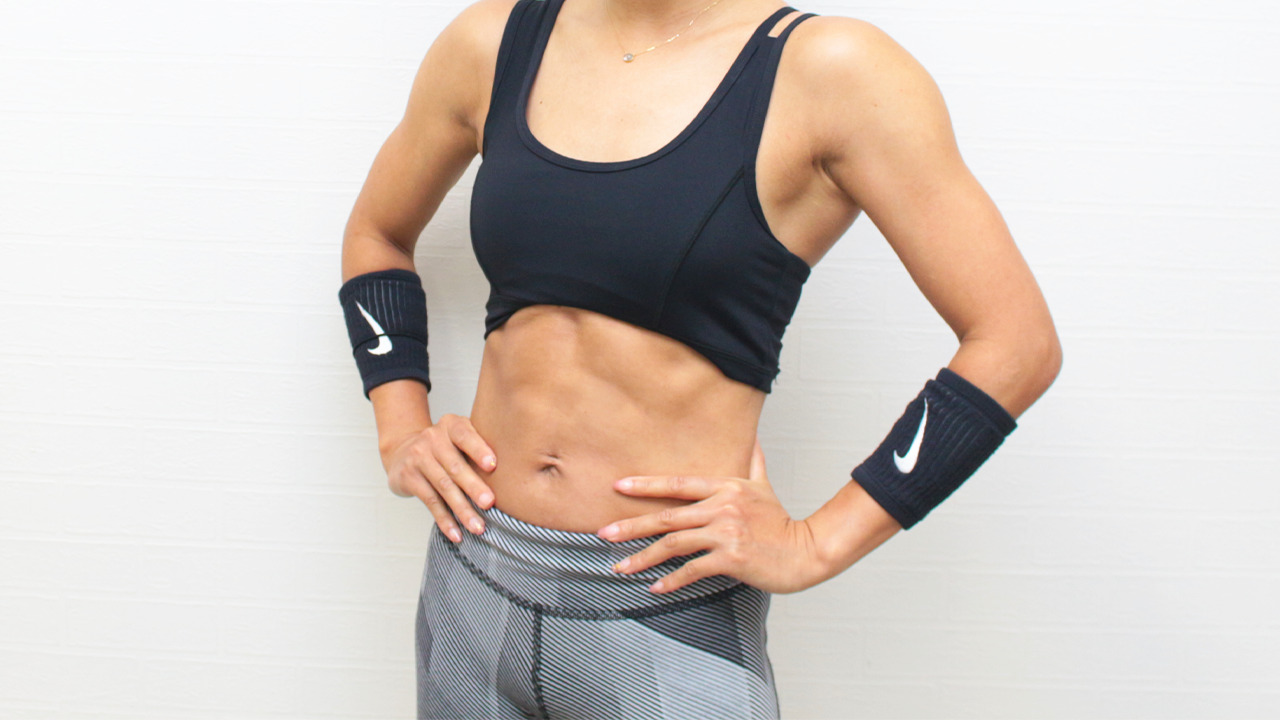 「腹筋に縦線入ってきた」「ほぼ毎日やってる」お腹を割るならコレ！8分だけ筋トレ