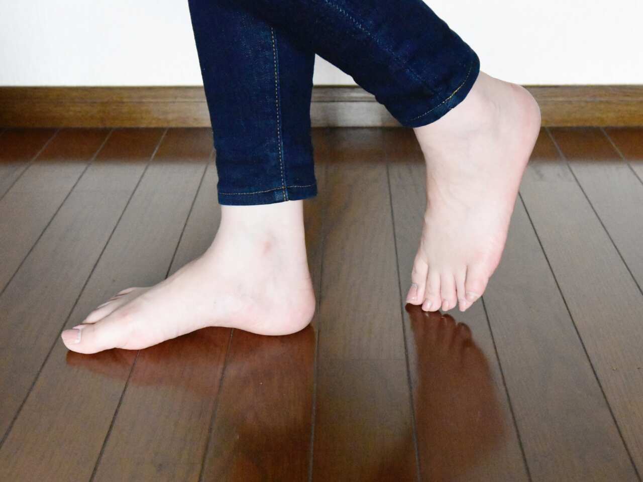 かかと上げを毎日30回、1か月続けるとどうなる？ふくらはぎに起こる変化